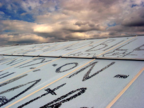 j_09glasshoused__tail.jpg